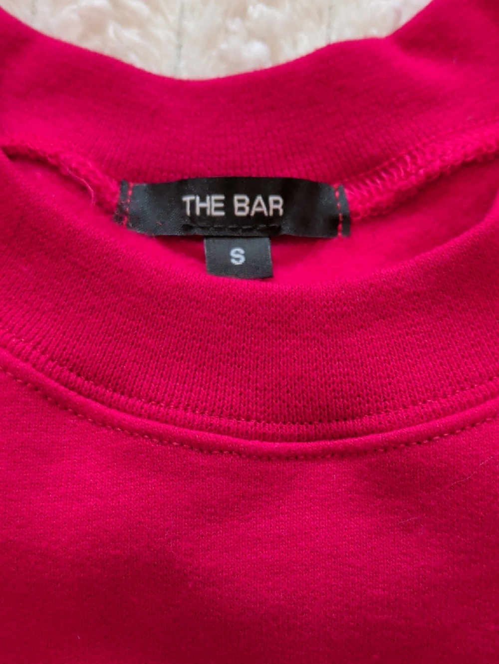 THE BAR Women's Crewneck Sweatshirt in Red - Picture 2 of 2